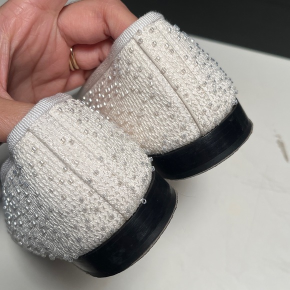 CHANEL Women's Black and Cream Pearl-Embellished Flats - Picture 3 of 13